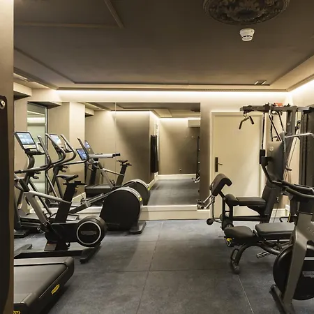 Luze Boutique Hotel 2*