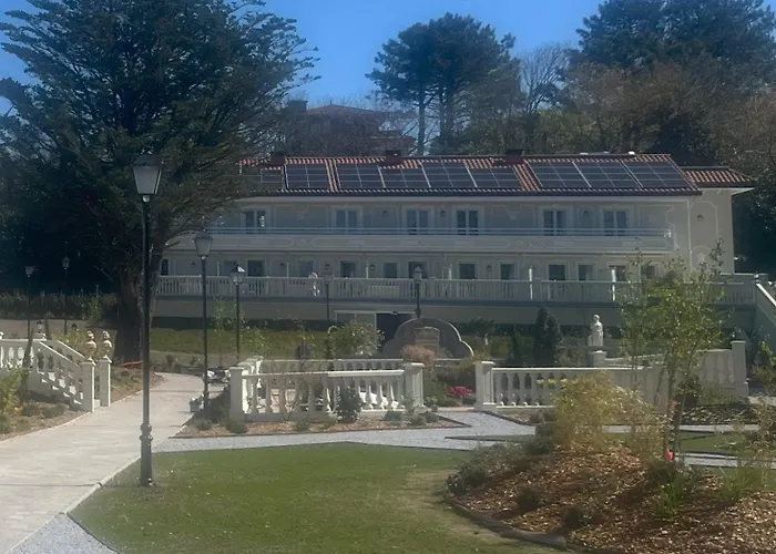 Luze Boutique Hotel 2*