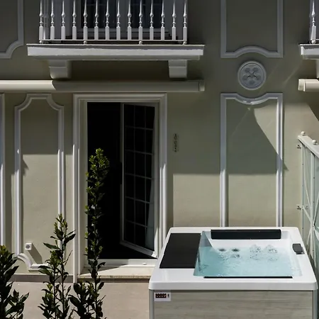 Отель Luze Boutique