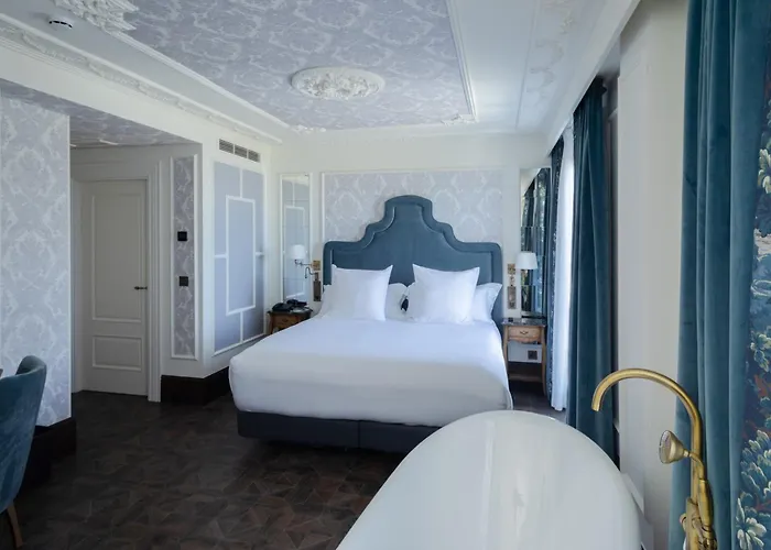 Luze Boutique Σαν Σεμπαστιάν